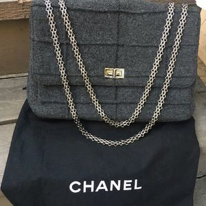 100% authentic chanel reissue jumbo wool gray